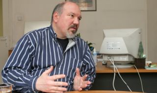 Проф. Александър Маринов: Обвиненията срещу президента се дължат или на ниско интелектуално равнище, или на лъжа