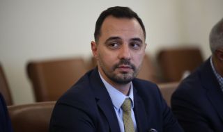 Богдан Богданов: Военните ни заводи работят на пълни обороти