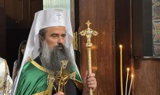 Илиян Василев: Българският патриарх служи на руския патриарх, а не на Бога