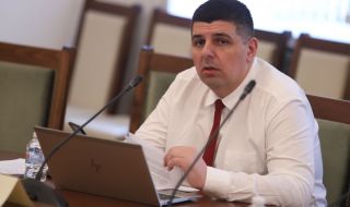 Ивайло Мирчев притеснен от първите действия на правителството