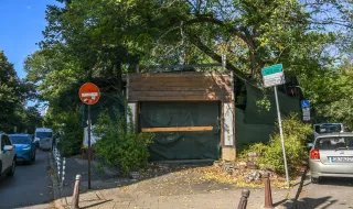 The court finally refused to suspend the actions of the Municipality to remove the illegal construction of the "Koshari"
