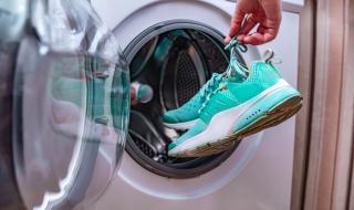 Грубите грешки при прането на маратонки и кецове в пералнята