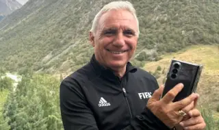 Христо Стоичков сподели личен кадър с внучетата си и пожела смирение за Коледа (ВИДЕО)