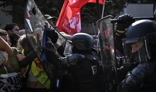 Парижката полиция: Ученическите протести са излезли от контрол