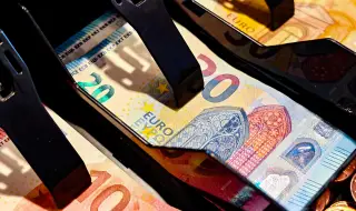 Еврото продължава да поскъпва спрямо щатския долар