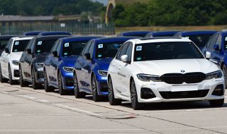 10 000 BMW-та стоят недовършени в заводите на компанията