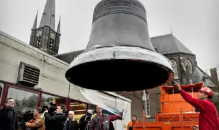 Convoy Trucks Transport Notre Dame's Iconic Bells 