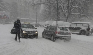 АПИ: Части от Тракия и Хемус са затворени за снегопочистване