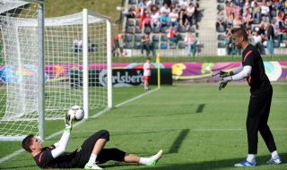 Поляците избраха Титон пред Счесни