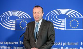 Скандал в ЕП! Евродепутати освиркаха Манфред Вебер, намеси ареста на Борисов в дебата за състоянието на ЕС