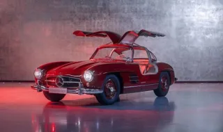 Защо Mercedes 300 SL получи вратите тип „чайка“?
