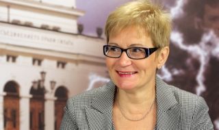 Мария Пиргова: Това не е теренът на Слави, партиите ще изгубят при подкрепа на кабинета