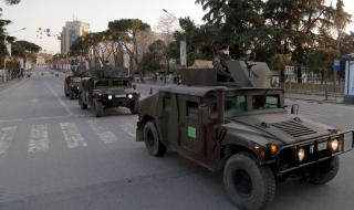 Албанският премиер обяви военновременно заплащане