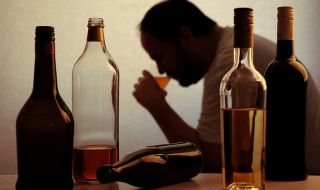 Предложение! СЗО препоръчва рязко повишаване на акциза върху алкохола в Европа