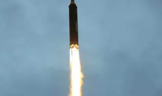 Ким Чен-ун е наблюдавал новото изстрелване на крилати ракети