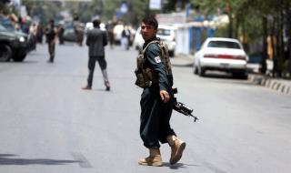 Взрив на летището в Кабул