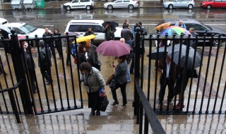 Евакуират Съдебната палата заради бомба (обновена)