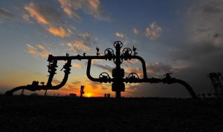 Парадокс: САЩ купуват руски газ