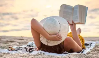 Топ 10 на перфектните книги за лятната почивка