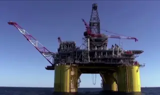 Руски изтребители приближили полска нефтена платформа 