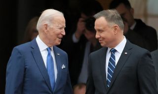 Байдън към Дуда: Путин е разчитал на това да раздели НАТО, но ние останахме заедно