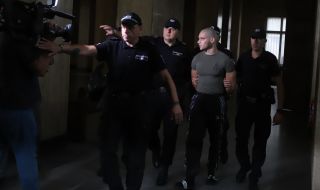 Делото срещу прокурорския син от Перник започна