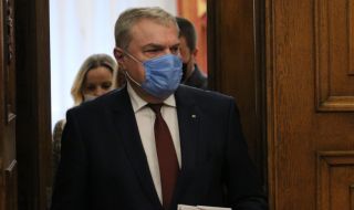 Румен Петков: Министърът на околната среда трябва тутакси да изхвърчи!