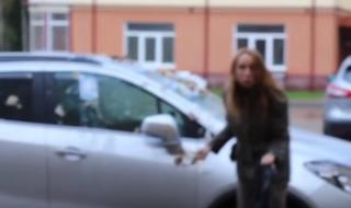 Лудо гадже посегна на грешната кола (ВИДЕО)