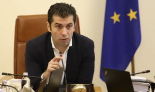 Премиерът Кирил Петков поздрави Еманюел Макрон по повод преизбирането му за президент на Франция