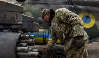 Въздушна тревога в Украйна, чуват се експлозии на различни места в страната