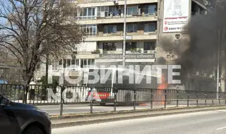 Автобус на градския транспорт се запали в движение в центъра на Пловдив