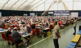 България се доказа като властелин на таблата