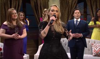 Адел се шегува с отслабването си (ВИДЕО)