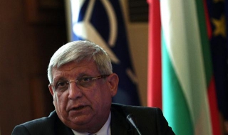 Ангелов: Подкрепяме „Интелигентната отбрана“ на НАТО