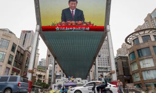 Си Цзинпин посети Синцзян