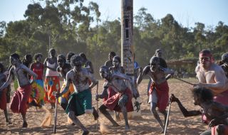 Австралия ще проведе референдум за включване на аборигените в Конституцията