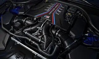 Шефът на BMW също се противопостави на забраната на ДВГ - ето какво предлага той