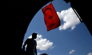 Турските власти уволниха 11 000 учители, свързани с ПКК