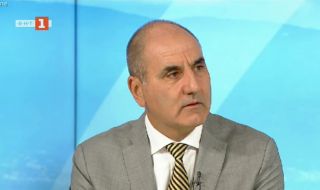Цветанов: Не всички в МВР са маскари