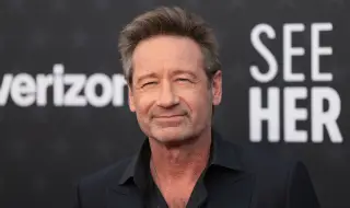 Звездата от „Досиетата Х“ Дейвид Духовни се превърна в... блондинка (СНИМКИ)