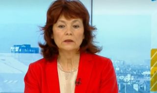 Матева: Ако машинното гласуване спре, ще продължим на бюлетини