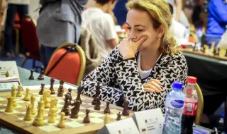 Антоанета Стефанова с престижно 20-о място на Световното по ускорен шахмат в Доха