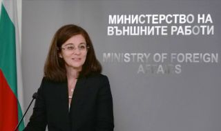 Генчовска призна за сериозни разминавания с премиера за Северна Македония