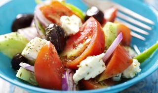 Рецепта на деня: Традиционна гръцка салата