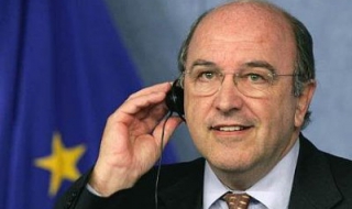 Орешарски благодари на еврокомисар Алмуния за подкрепата за банковия сектор