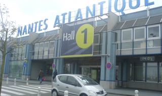 Евакуираха френско летище заради съмнителен пакет