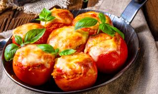 Рецепта на деня: Печени домати с гъби и моцарела