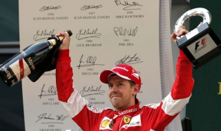 Фетел най-бърз на последните тренировки