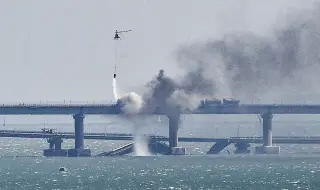Украинската армия атакува стратегическо руско пристанище в Керченския проток