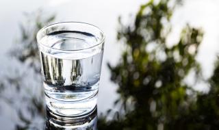 Рецепта за алкална вода, която бори рака и детоксикира тялото